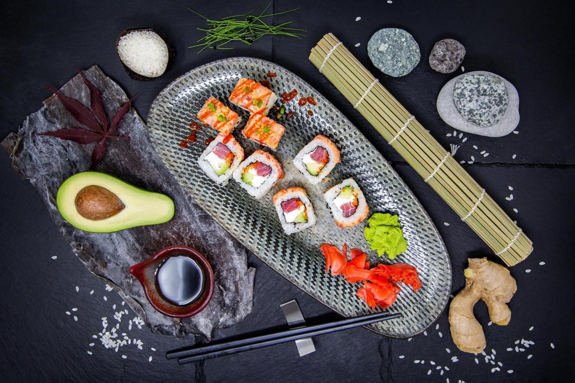 Sheraton Batumi Hotel Ngoại thất bức ảnh Sushi