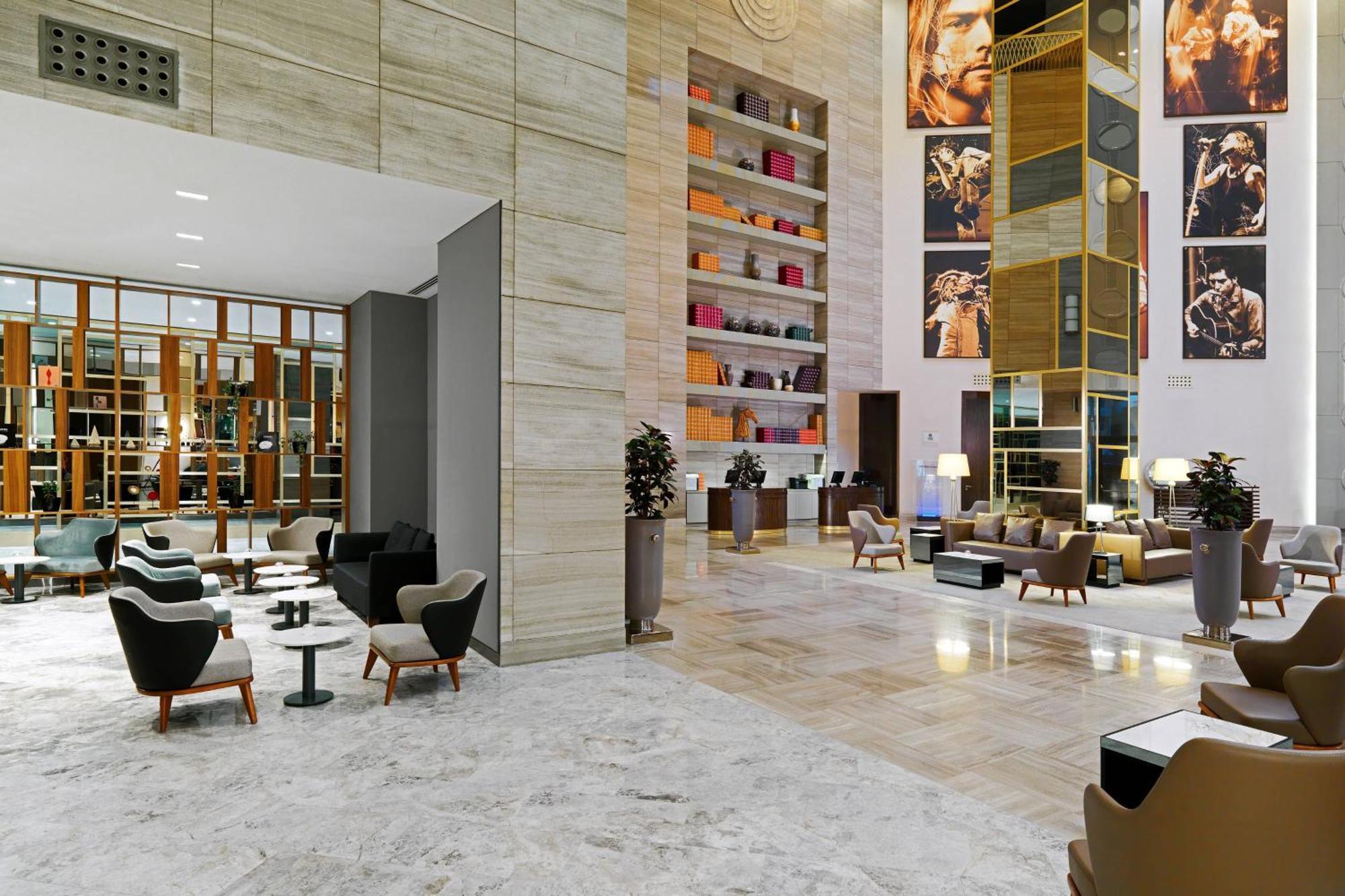 Sheraton Batumi Hotel Ngoại thất bức ảnh The lobby of the hotel